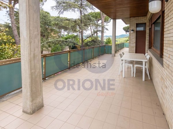 casa indipendente in vendita a Montegridolfo