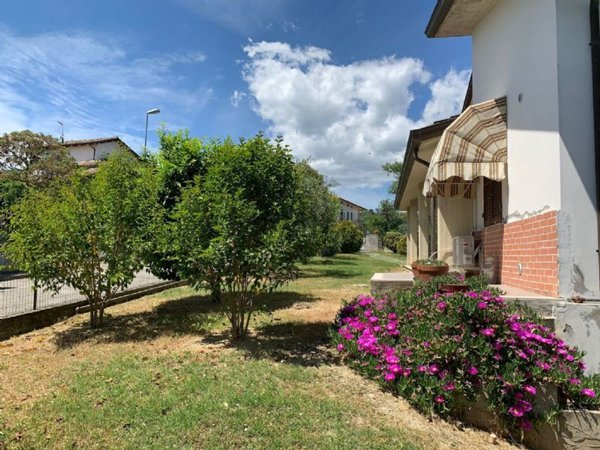 casa indipendente in vendita a Montegridolfo in zona Trebbio