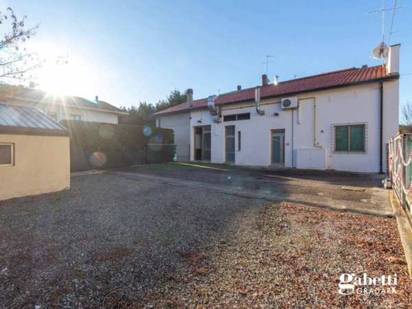 negozio in vendita a Morciano di Romagna