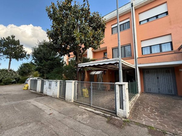 casa indipendente in vendita a Morciano di Romagna