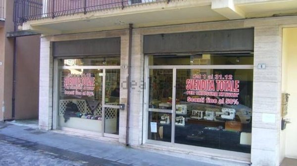 negozio in vendita a Morciano di Romagna