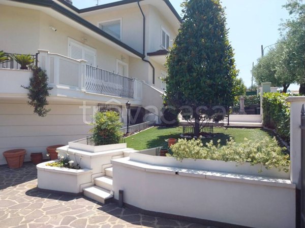 casa indipendente in vendita a Morciano di Romagna