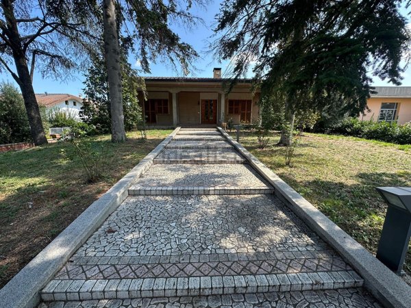 casa indipendente in vendita a Morciano di Romagna