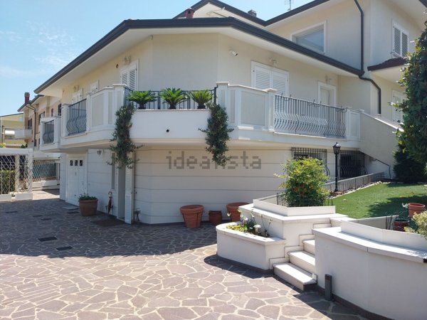 casa indipendente in vendita a Morciano di Romagna