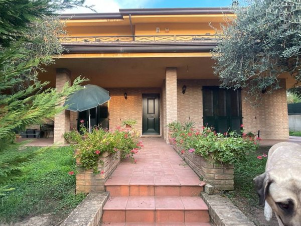 casa indipendente in vendita a Morciano di Romagna