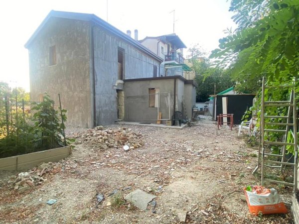 casa indipendente in vendita a Morciano di Romagna