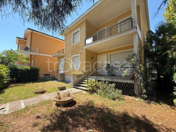 casa indipendente in vendita a Morciano di Romagna