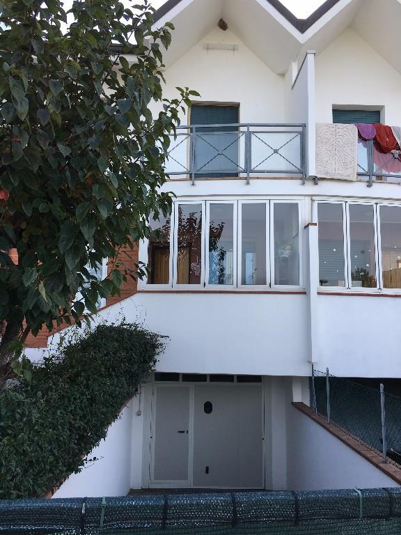 casa indipendente in vendita a Riccione in zona San Lorenzo