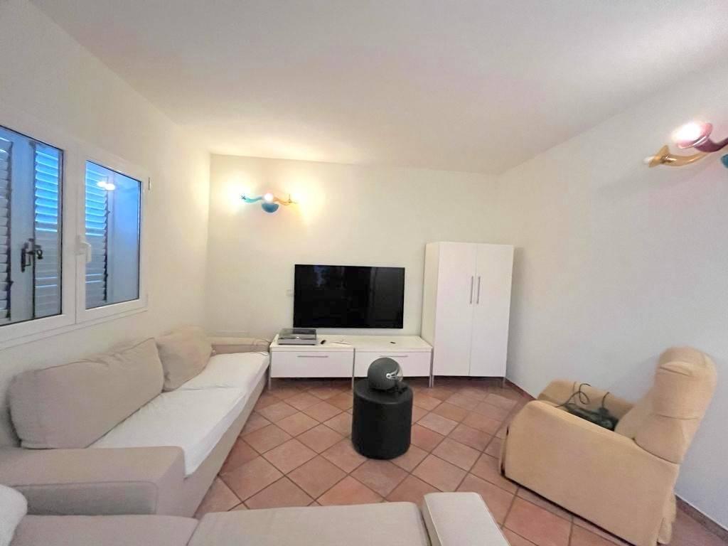 casa indipendente in vendita a Riccione in zona Alba