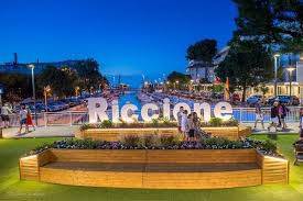 intera palazzina in vendita a Riccione