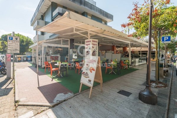 negozio in vendita a Riccione