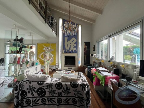 casa indipendente in vendita a Riccione