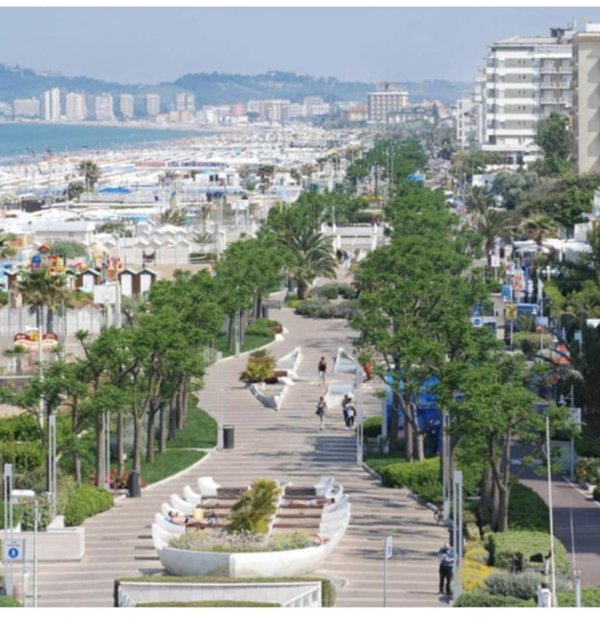 casa indipendente in vendita a Riccione