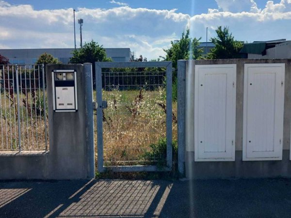 negozio in vendita a Riccione in zona San Lorenzo