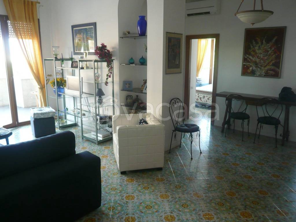 appartamento in vendita a Riccione in zona Centro Storico
