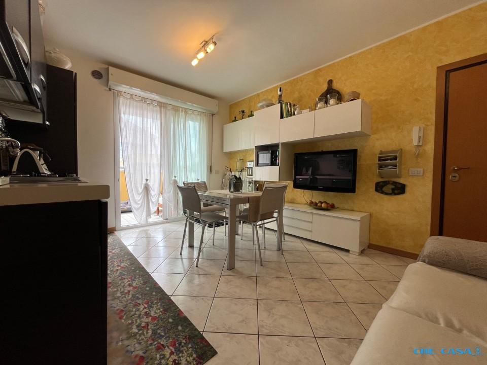 appartamento in vendita a Riccione in zona San Lorenzo
