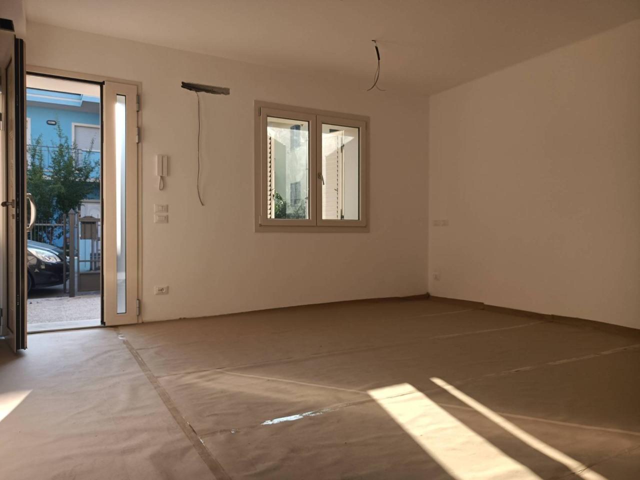 casa indipendente in vendita a Riccione