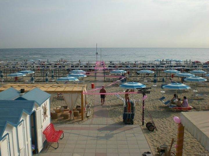 negozio in vendita a Riccione