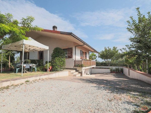 casa indipendente in vendita a Riccione in zona San Lorenzo