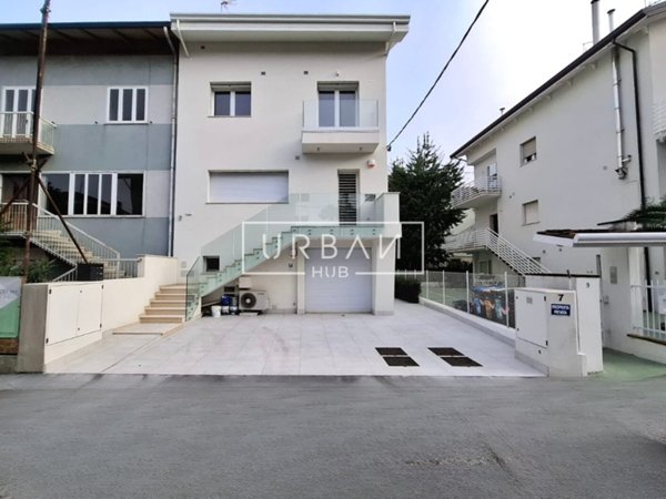 appartamento in vendita a Riccione