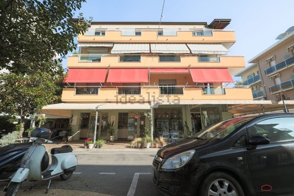 appartamento in vendita a Riccione in zona Alba