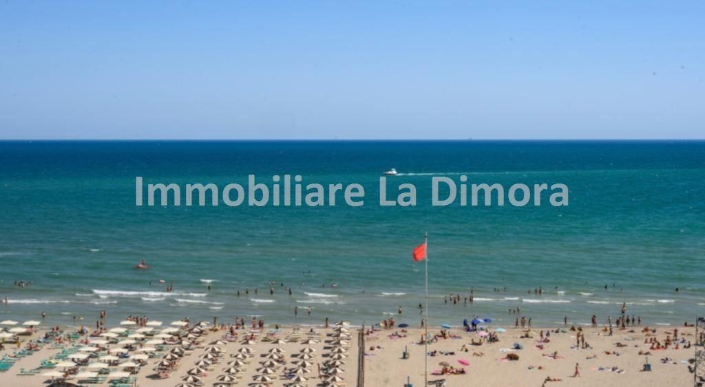 negozio in vendita a Riccione