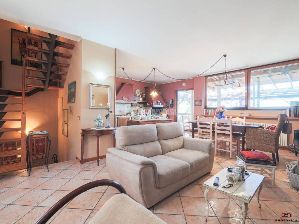 casa indipendente in vendita a Riccione