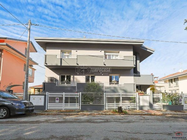 appartamento in vendita a Riccione in zona Alba