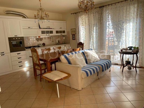 appartamento in vendita a Riccione in zona Alba
