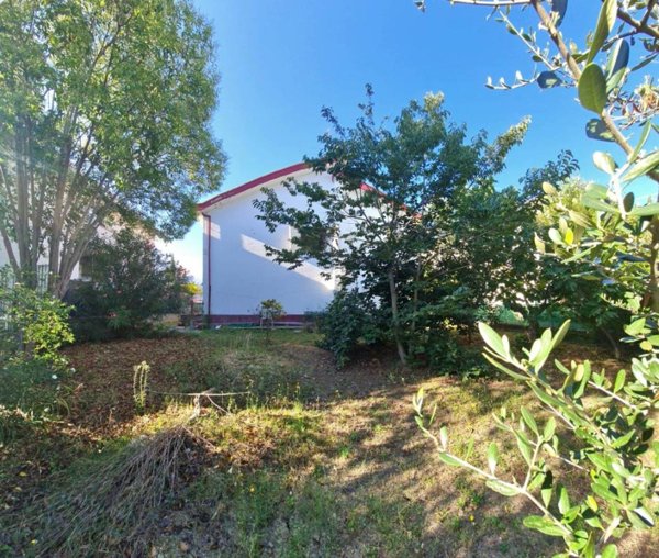 casa indipendente in vendita a Riccione
