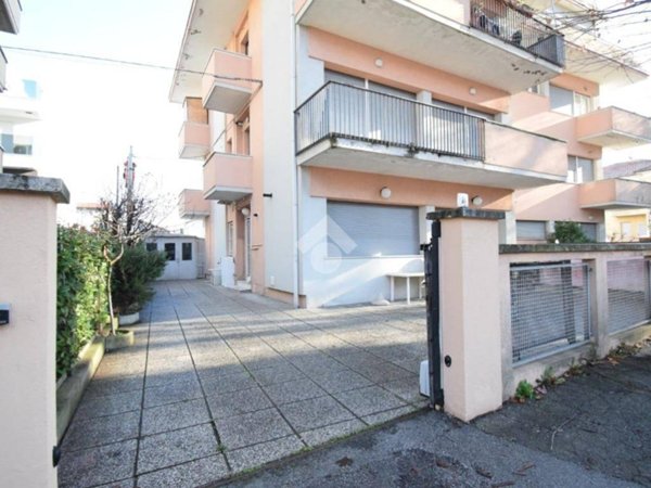 appartamento in vendita a Riccione in zona Alba