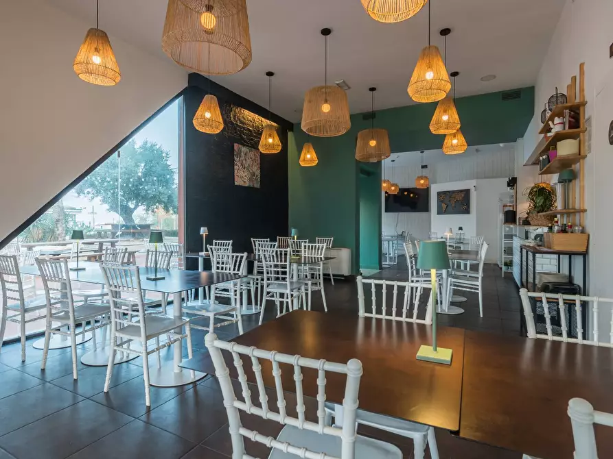 negozio in vendita a Riccione