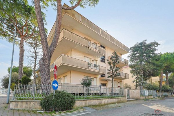 appartamento in vendita a Riccione in zona Alba