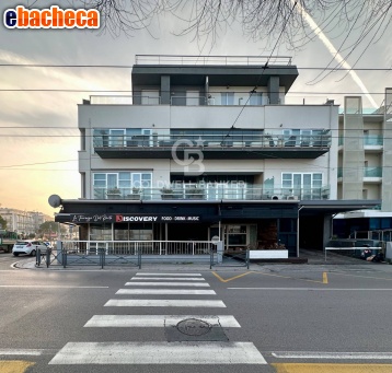 negozio in vendita a Riccione