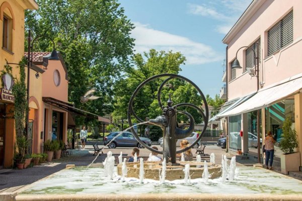 negozio in vendita a Riccione