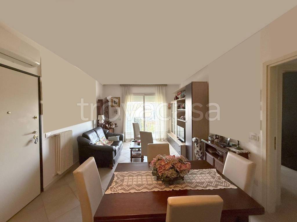 appartamento in vendita a Riccione in zona San Lorenzo