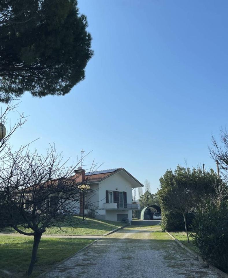casa indipendente in vendita a Riccione