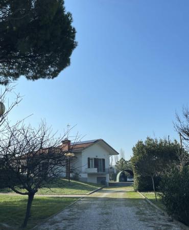 casa indipendente in vendita a Riccione