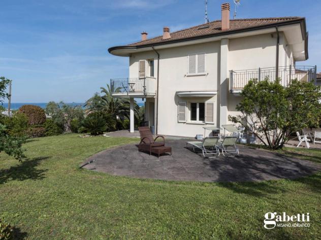 casa indipendente in vendita a Riccione