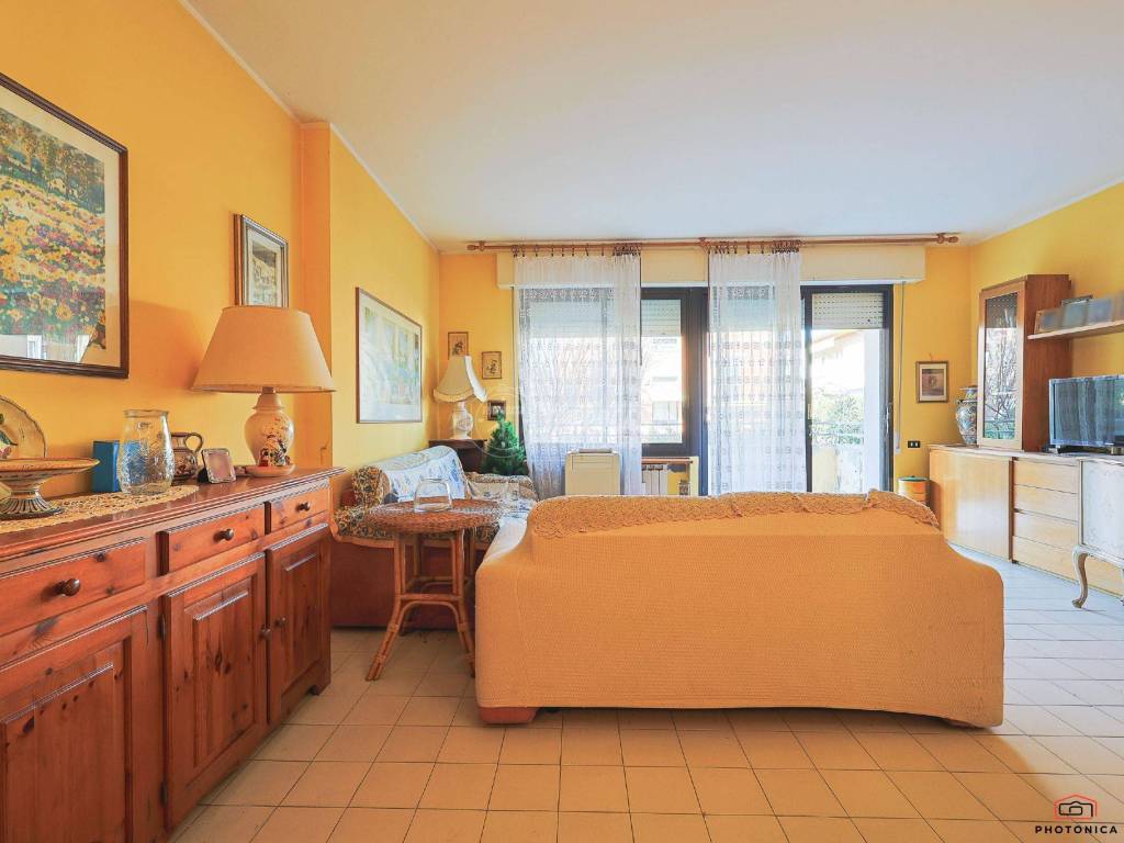 appartamento in vendita a Riccione in zona Alba