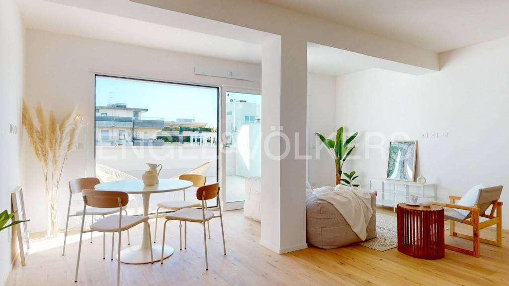 appartamento in vendita a Riccione in zona Alba