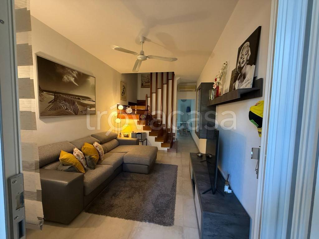 appartamento in vendita a Riccione in zona Alba