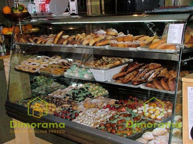 negozio in vendita a Riccione