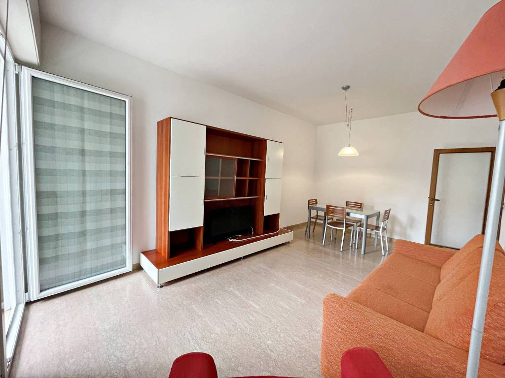 appartamento in vendita a Riccione in zona Alba