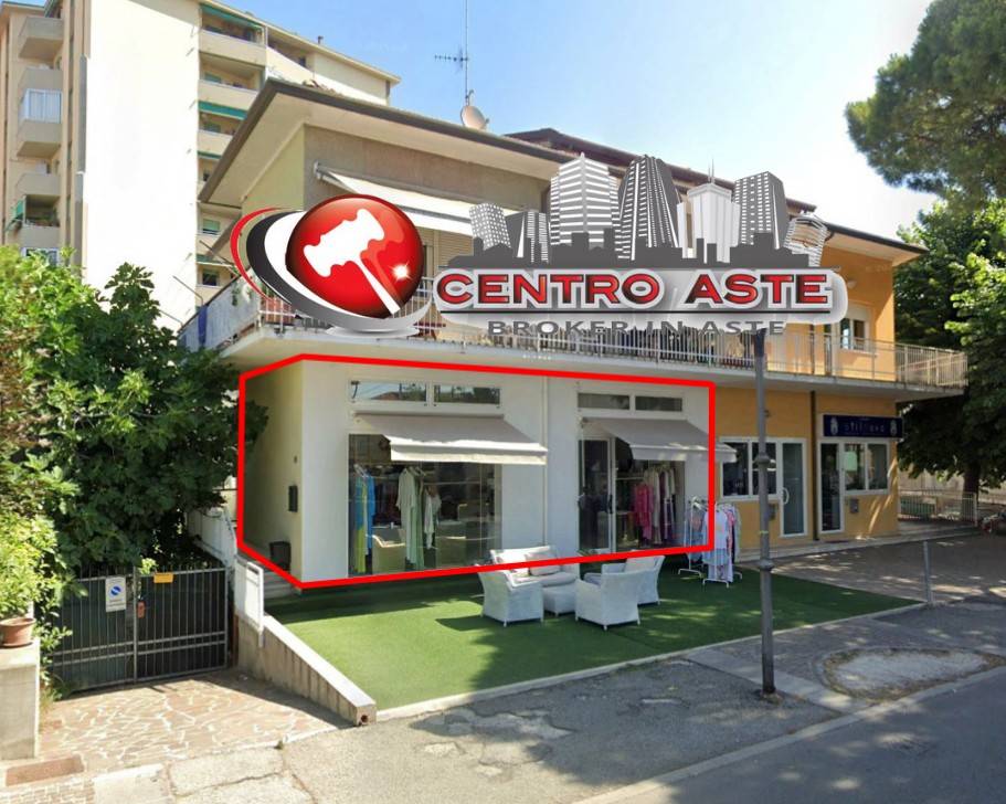 negozio in vendita a Riccione