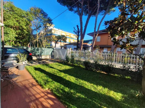 appartamento in vendita a Riccione in zona Alba