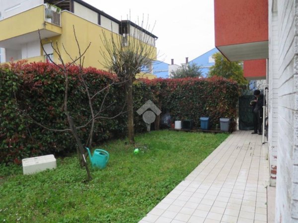 appartamento in vendita a Riccione in zona San Lorenzo