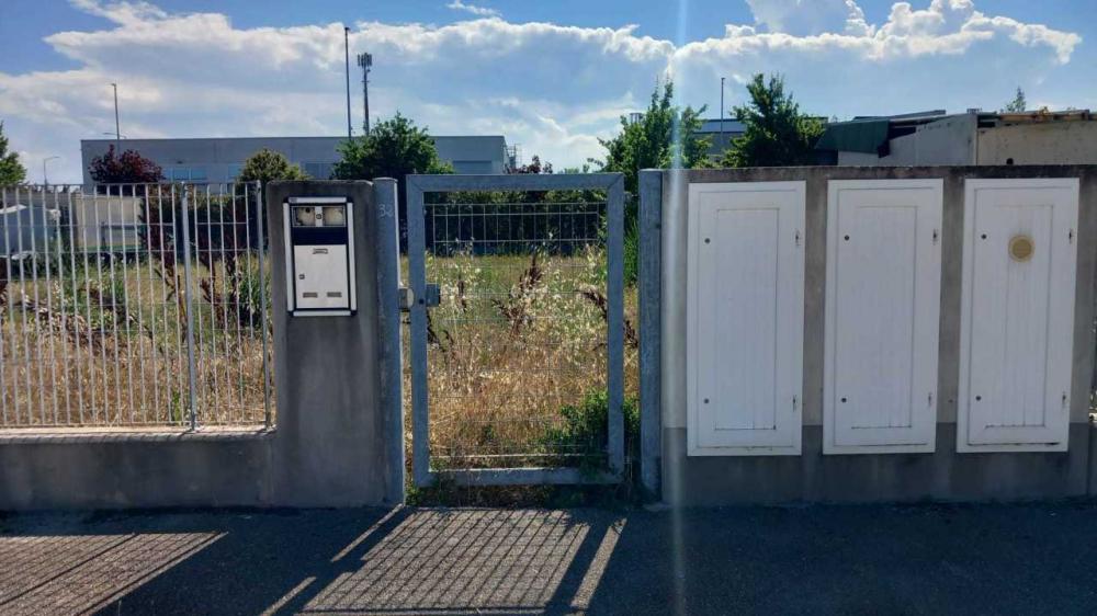 terreno edificabile in vendita a Riccione in zona Marano