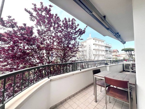 appartamento in vendita a Riccione in zona Alba