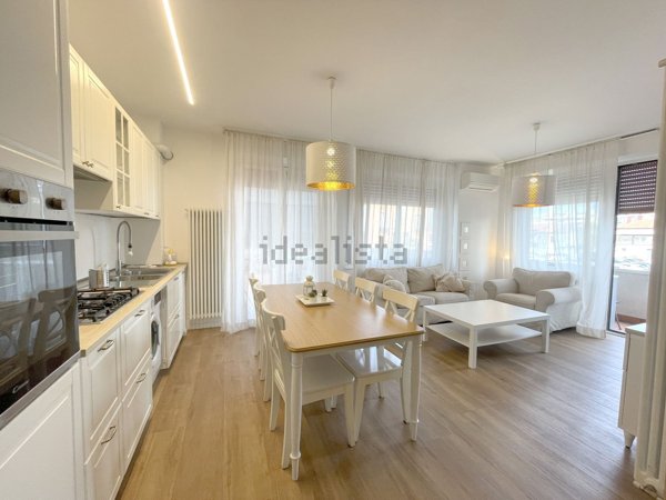 appartamento in vendita a Riccione